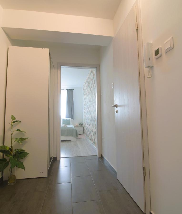 Tisza River Apartman Сегед Экстерьер фото